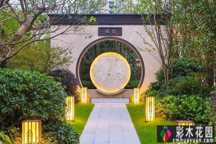 别墅与庭院的关系是藏与漏,是灵魂的提升