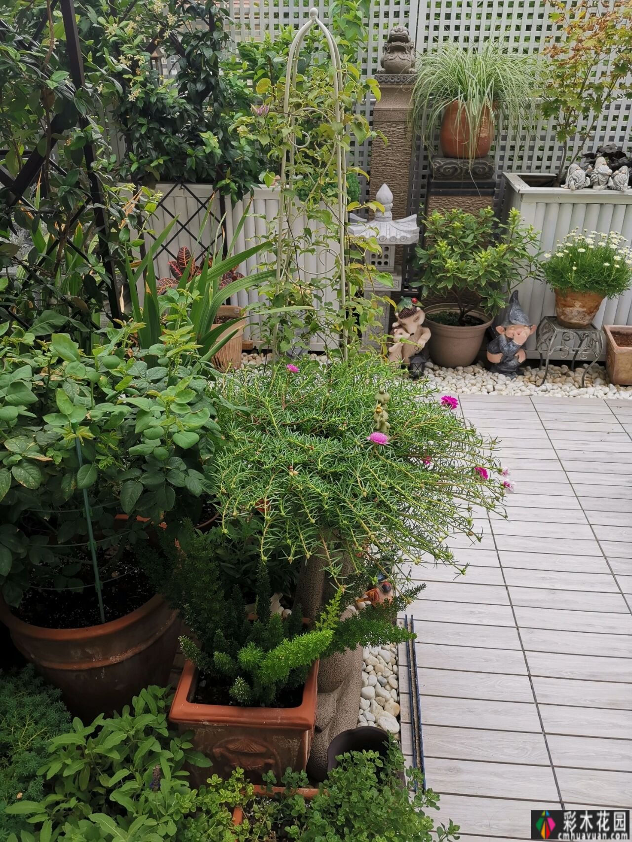 40㎡露台改造，DIY折腾成小花园，每个角落，都很美。